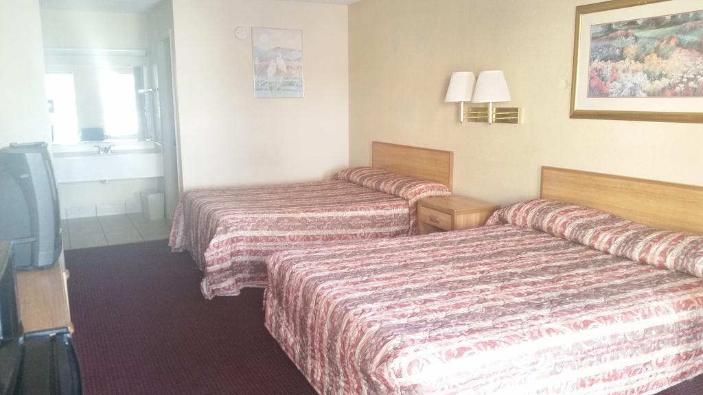 Royal Inn Алачуа Номер фото