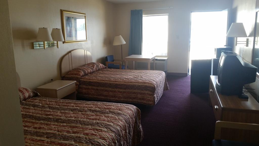 Royal Inn Алачуа Номер фото